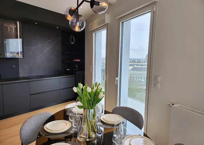 아파트 Le Davs - Splendide Avec Vue Panoramique - Salle De Sport Et Parking Gratuit